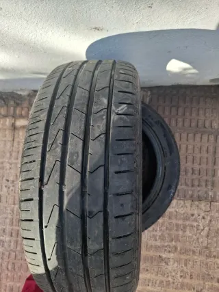 Neumáticos de coche