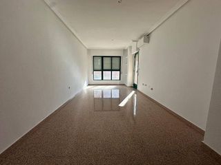 Piso en venta en Crevillent