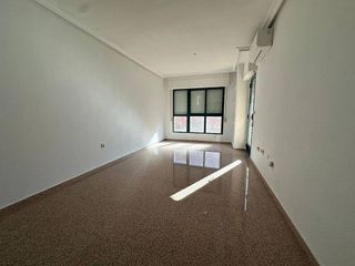 Piso en venta en Crevillent