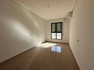 Piso en venta en Crevillent