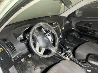 Despiece Kia Ceed 2010