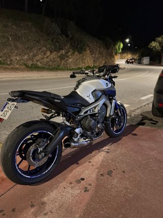 Yamaha MT-09 2015
