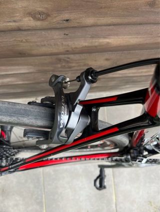 Bicicleta de carretera MMR Roja y Negra