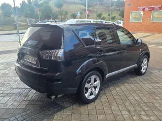 Mitsubishi Outlander 2009