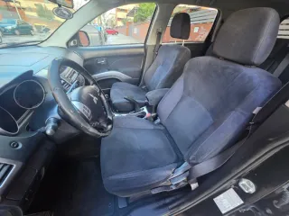 Mitsubishi Outlander 2009