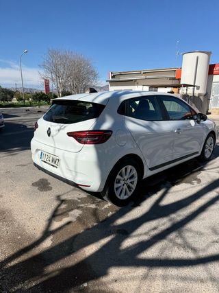 Renault Clio 5 V 2024