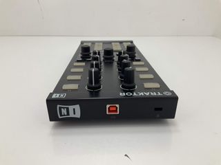 controlador midi traktor kontrol x1 mk2 hw