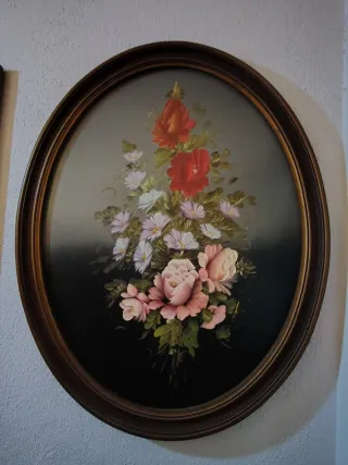 Quadro oval com flores, estilo vintage