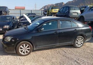 463132 faro upm60gf20 toyota avensis berlina (t25)