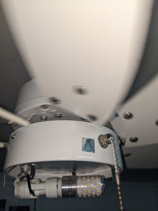 Ventilador Orbegozo c/ luz e comando RCM8250(raro)