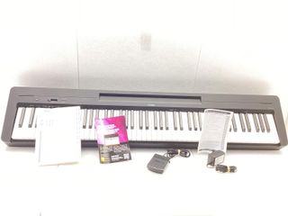 piano yamaha p-143