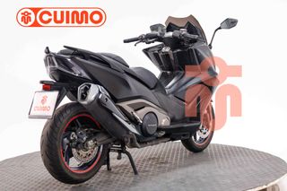 KYMCO AK 550