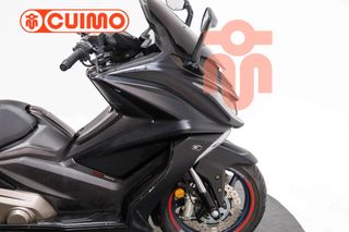 KYMCO AK 550