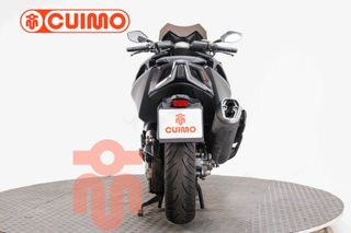 KYMCO AK 550