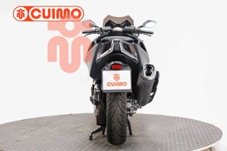 KYMCO AK 550