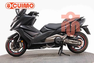 KYMCO AK 550