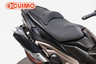 KYMCO AK 550