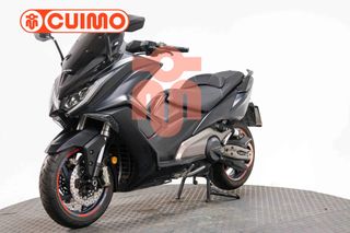 KYMCO AK 550