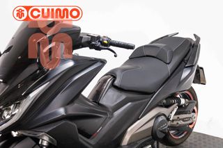 KYMCO AK 550