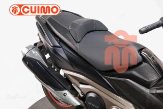 KYMCO AK 550