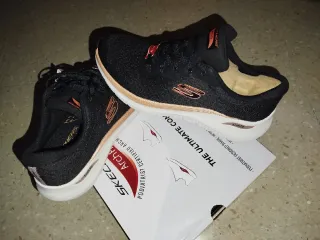 Zapatillas Skechers Air-Cooled Negro/Dorado