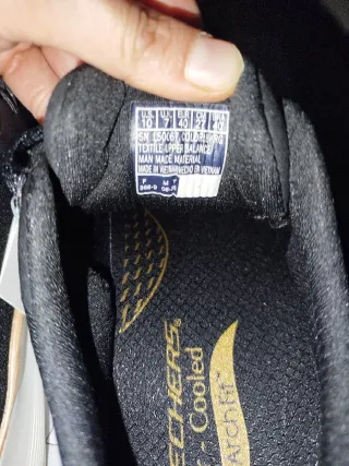 Zapatillas Skechers Air-Cooled Negro/Dorado