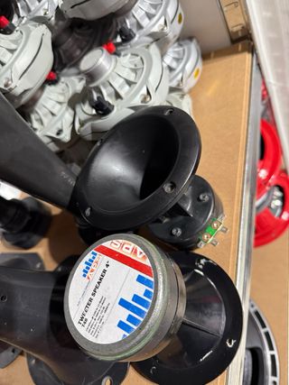 Trompetas de 1” y difusores