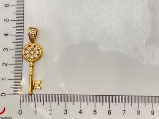 colgante oro 18k con circonita