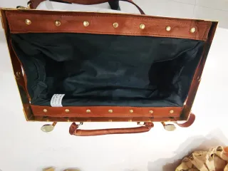 Bolso Cuero Argentino Mercau Marrón