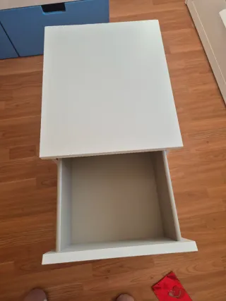Mesita de noche Ikea blanca