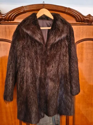 Abrigo de piel marrón mujer