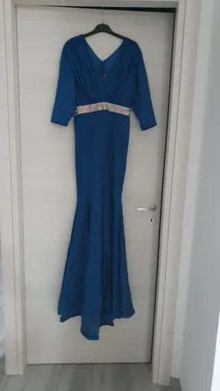 Abito da sera blu,mai indossato.. a sirena