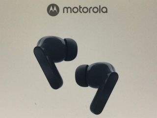 in-ear motorola moto buds bass