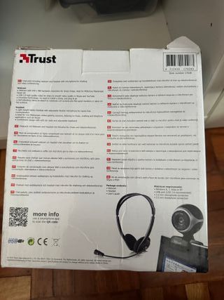 Trust Chatpack EXIS Webcam y Auriculares