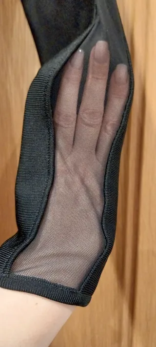 Vestido Guess Preto Manga Longa