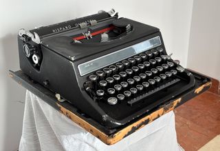 Máquina de escribir Hispano Olivetti Studio 46