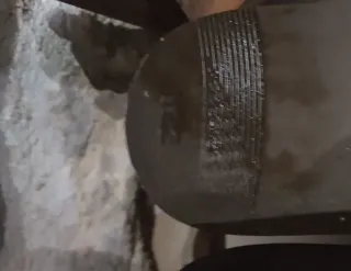 Zapatos de piel. FALTA UN CORDÓN.