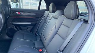 LYNK&CO 01 Lynk&Co 01 Crystal White+More MY25