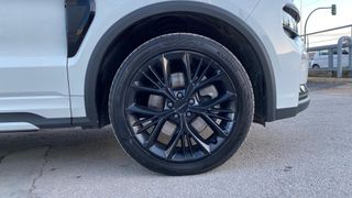 LYNK&CO 01 Lynk&Co 01 Crystal White+More MY25