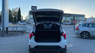 LYNK&CO 01 Lynk&Co 01 Crystal White+More MY25