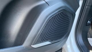 LYNK&CO 01 Lynk&Co 01 Crystal White+More MY25