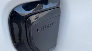 LYNK&CO 01 Lynk&Co 01 Crystal White+More MY25