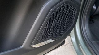 LYNK&CO 01 Lynk&Co 01 Crystal White+More MY25