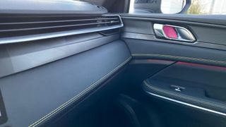 LYNK&CO 01 Lynk&Co 01 Crystal White+More MY25