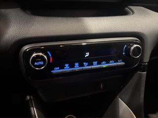 TOYOTA YARIS 1.5 VVT-I HEV ACTIVE TECH 116 5P