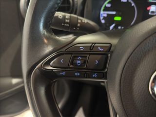 TOYOTA YARIS 1.5 VVT-I HEV ACTIVE TECH 116 5P