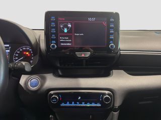 TOYOTA YARIS 1.5 VVT-I HEV ACTIVE TECH 116 5P