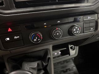 VOLKSWAGEN COMERCIALES CRAFTER 2.0 TDI 35 L3H2 FURGON