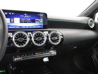 MERCEDES A-CLASS 2.0 A 180 D DCT 116 5P