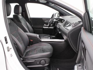 MERCEDES B-CLASS B 200D